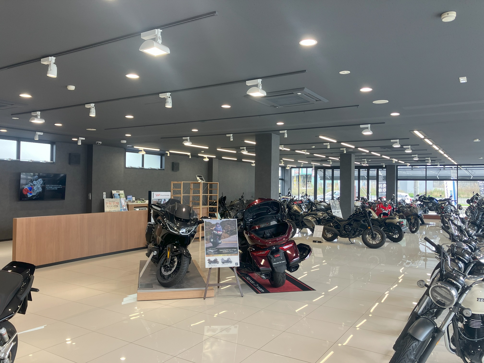 ホンダドリーム 小牧 外観 4