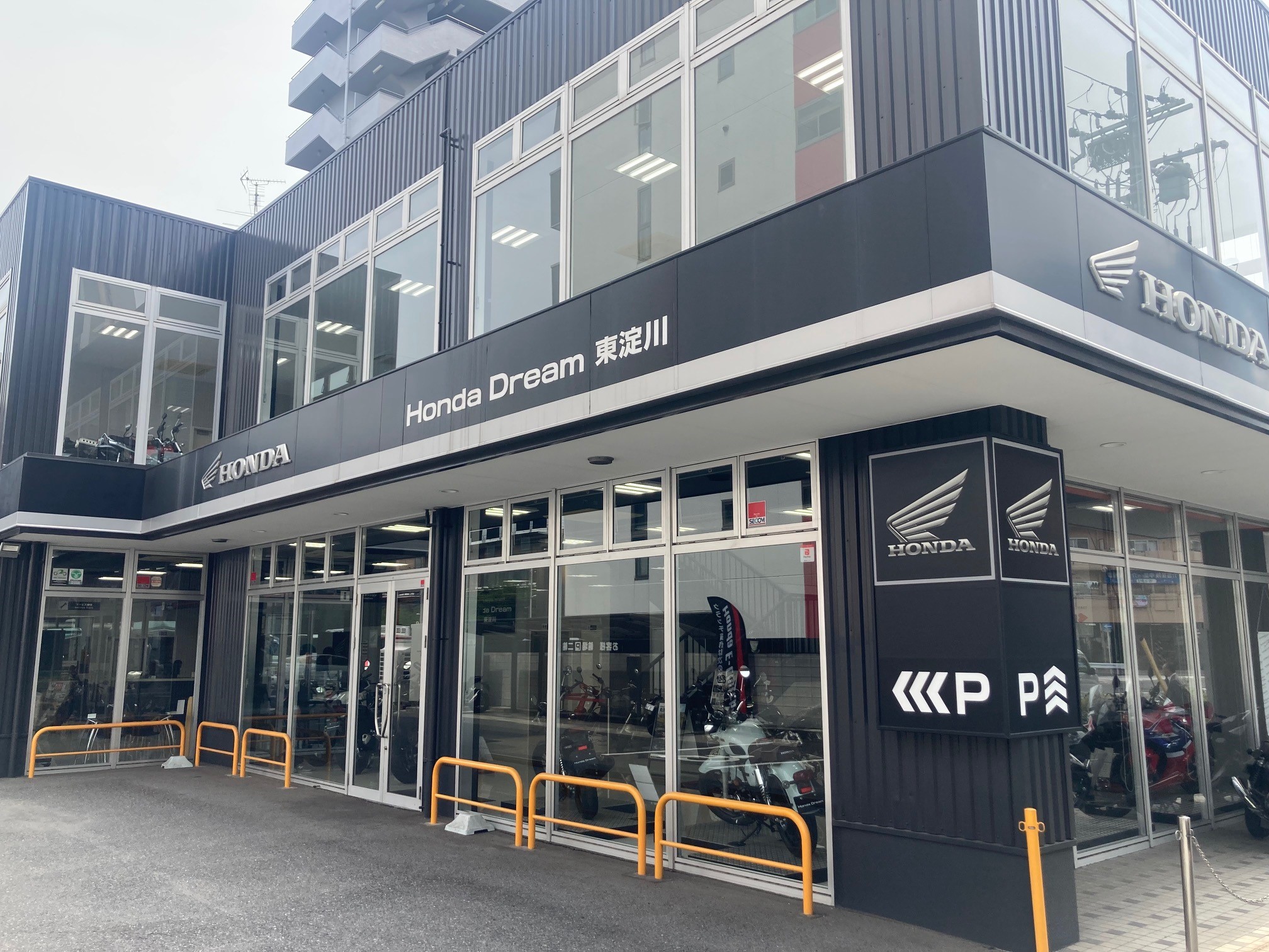 ホンダドリーム 東淀川 外観